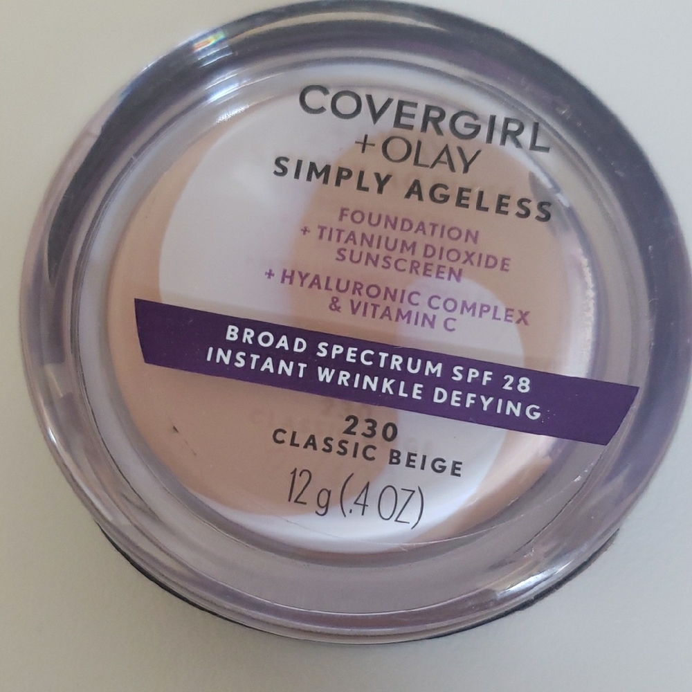 Covergirl + Olay Simply Ageless Foundation